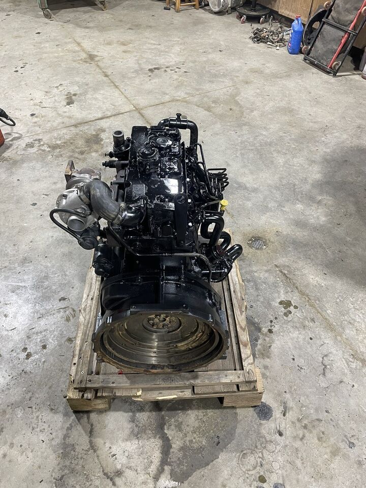Perkins 404D-22T Turbo Diesel Engine CAT 3024C C2.2t